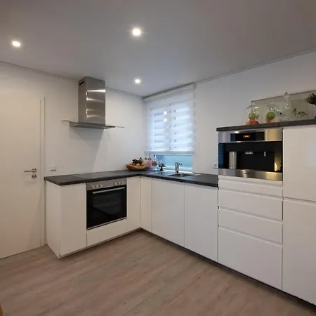 Appartement Design Studio, 2-person Near Dm-arena *