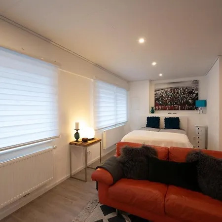 Appartement Design Studio, 2-person Near Dm-arena *